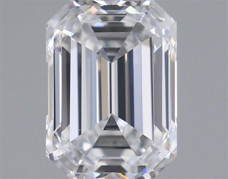 0.80ct Emerald diamond