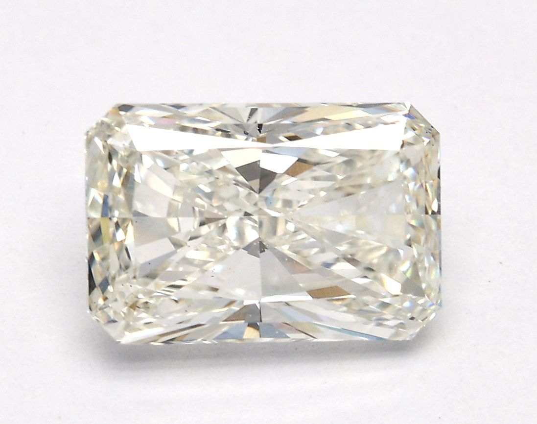 2.01ct Radiant diamond