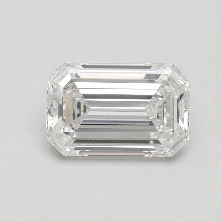 0.70ct Emerald diamond