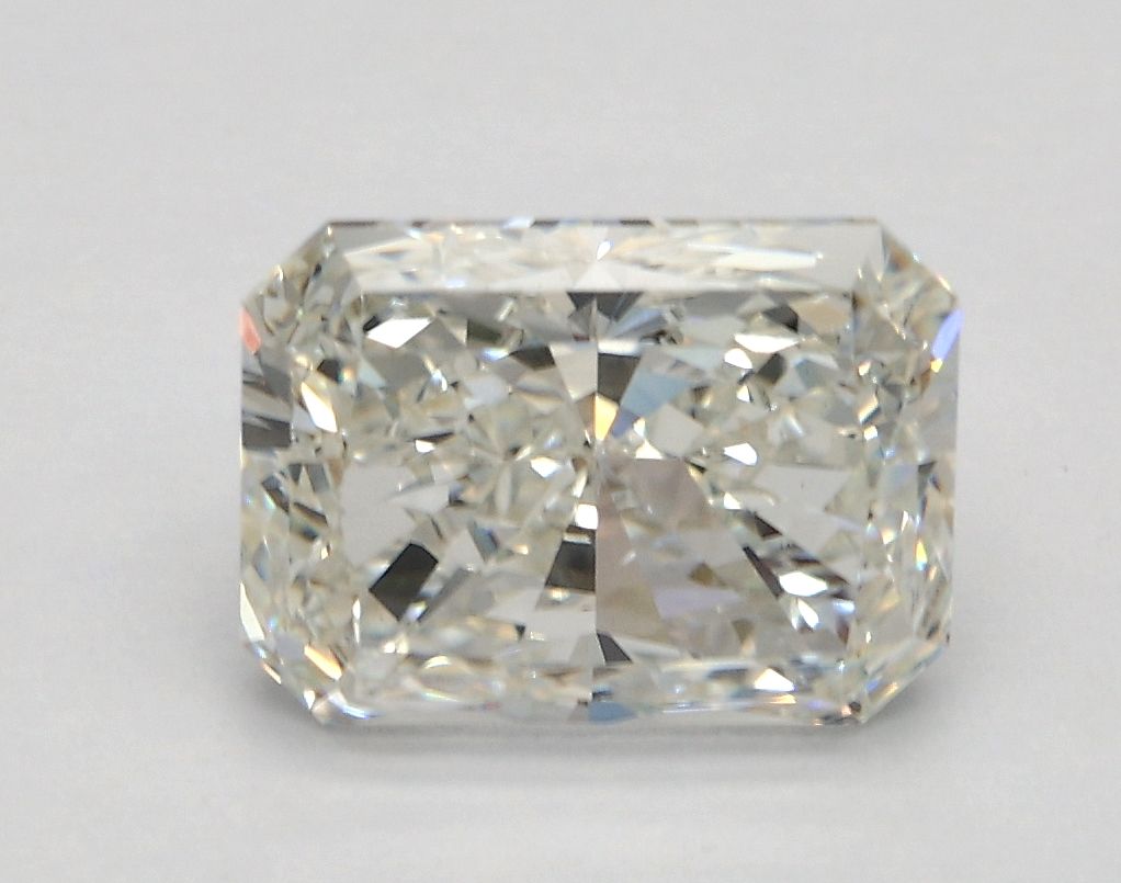 2.09ct Radiant diamond