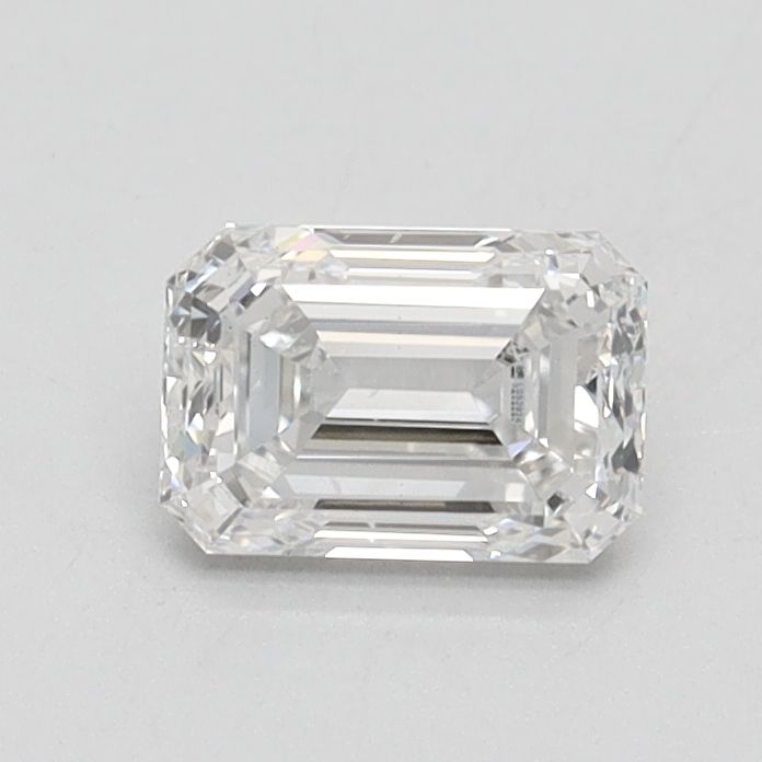 0.70ct Emerald diamond