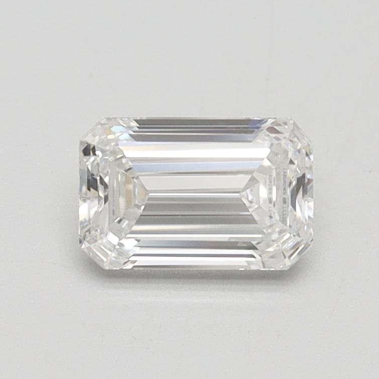 0.70ct Emerald diamond