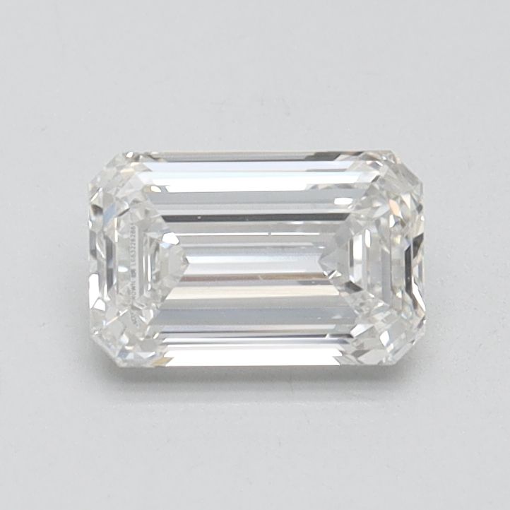 0.72ct Emerald diamond