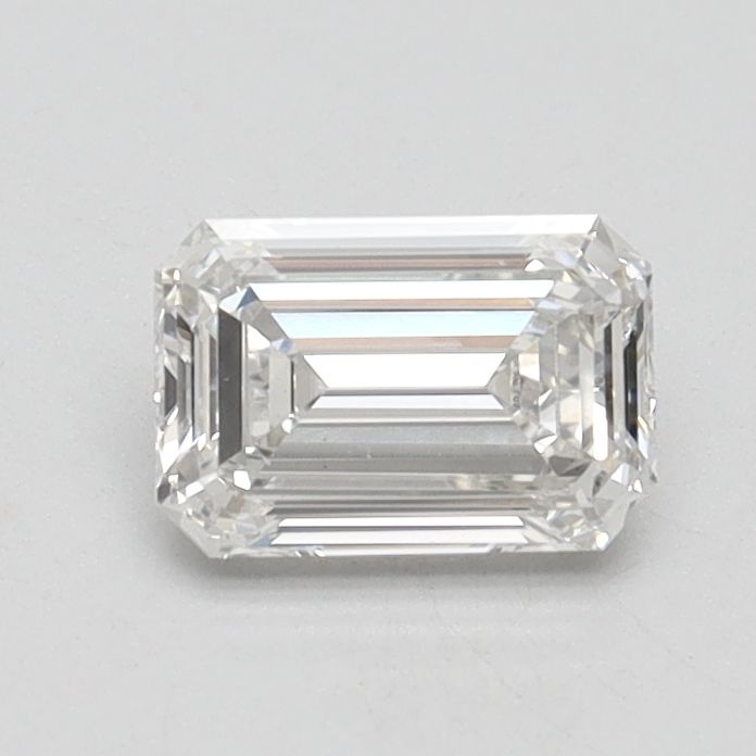0.70ct Emerald diamond