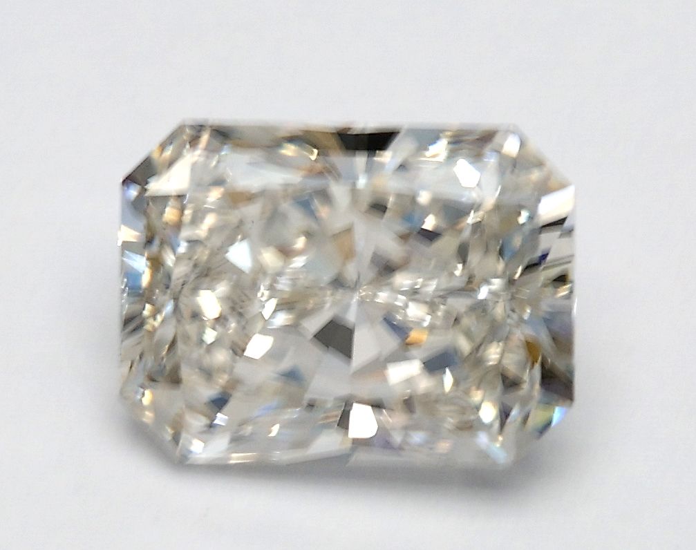 2.01ct Radiant diamond