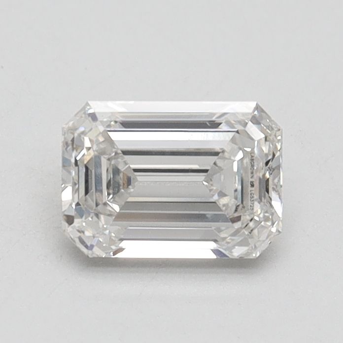 0.72ct Emerald diamond