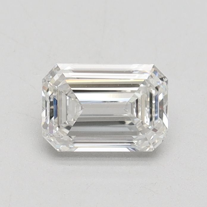0.61ct Emerald diamond