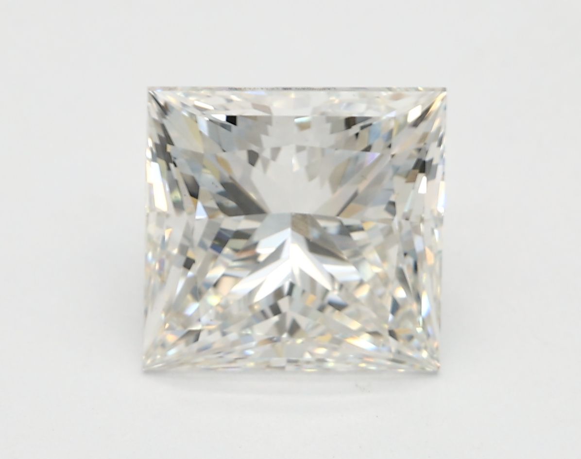 3.01ct Princess diamond