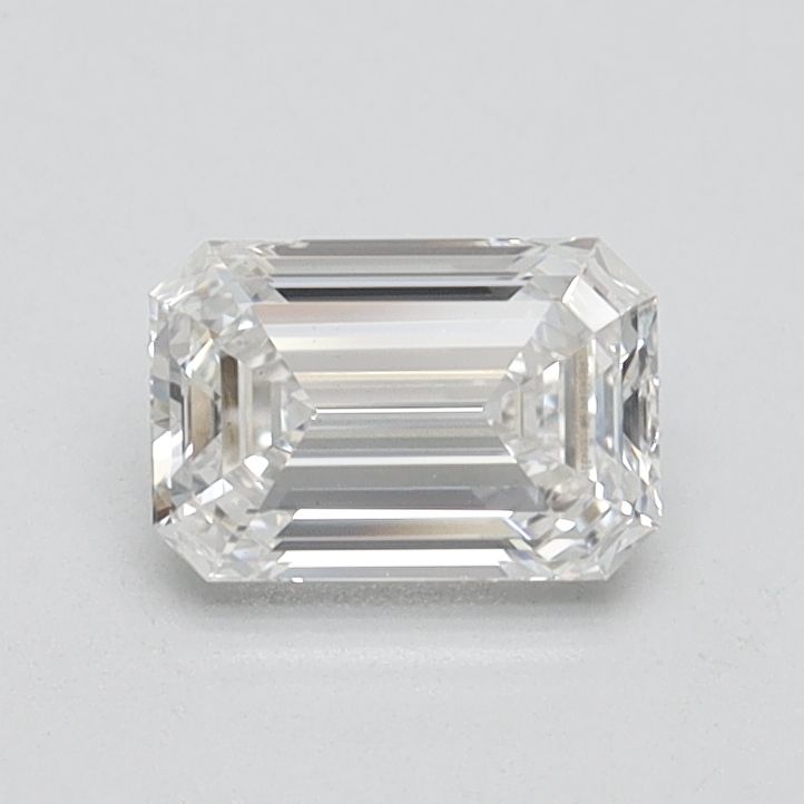 0.70ct Emerald diamond