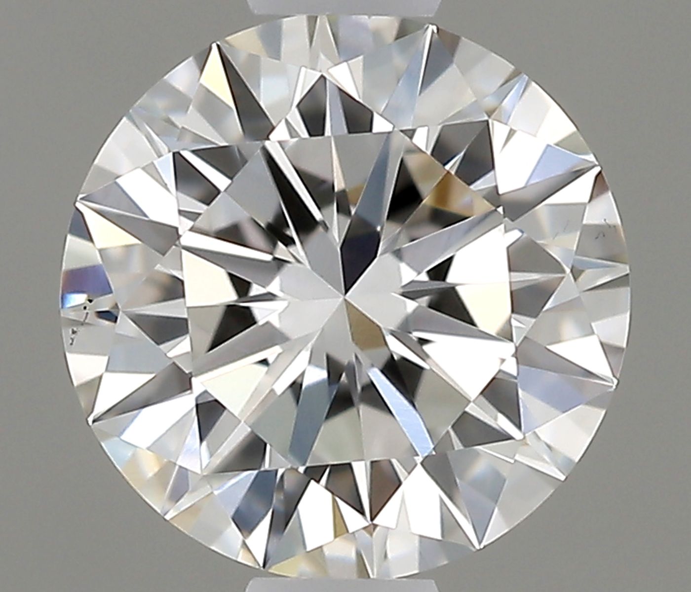 0.68ct Round diamond