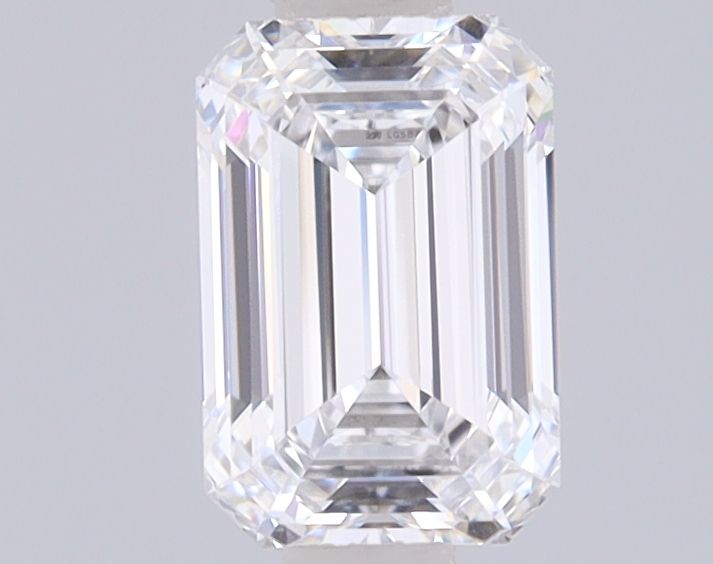 1.02ct Emerald diamond