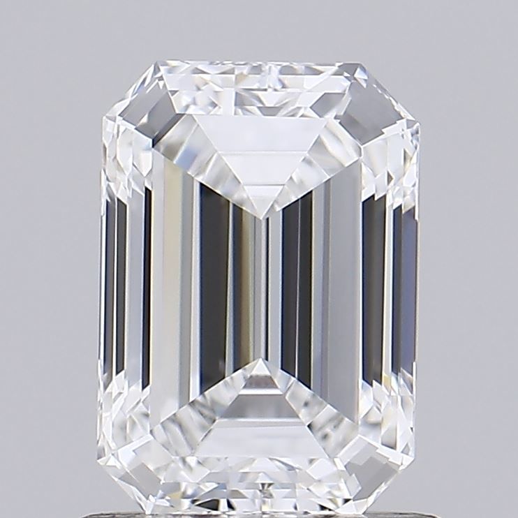1.10ct Emerald diamond
