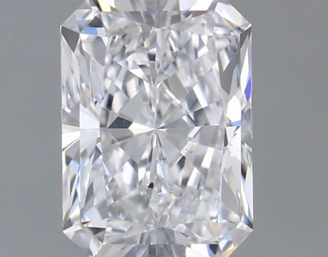 0.99ct Radiant diamond