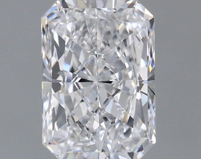 0.98ct Radiant diamond
