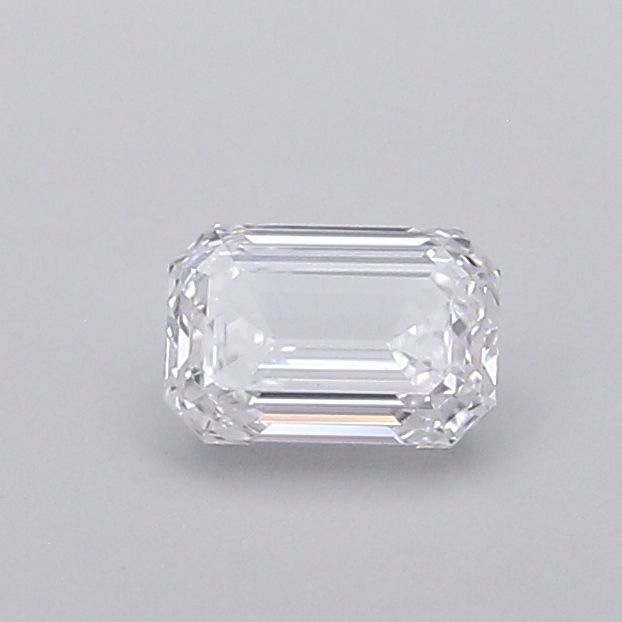0.97ct Emerald diamond