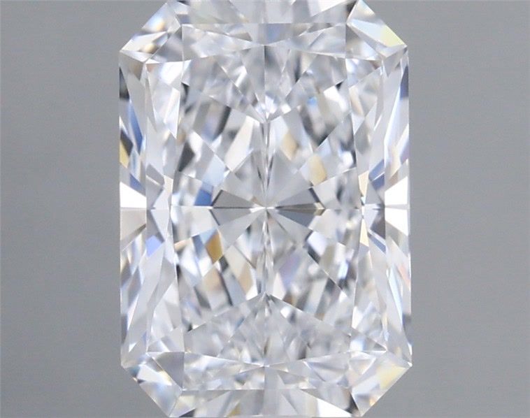 1.03ct Radiant diamond