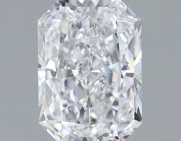 1.06ct Radiant diamond