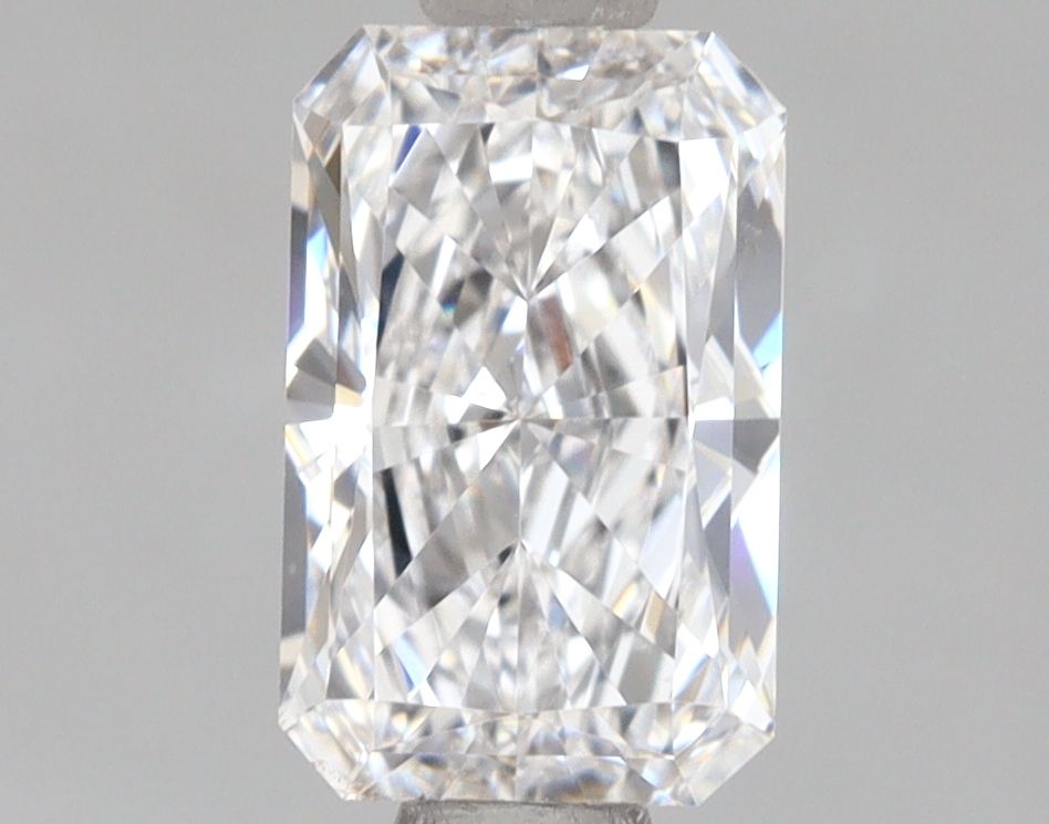 0.99ct Radiant diamond