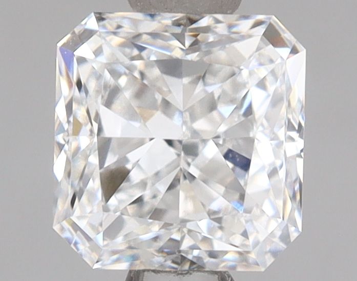 0.98ct Radiant diamond