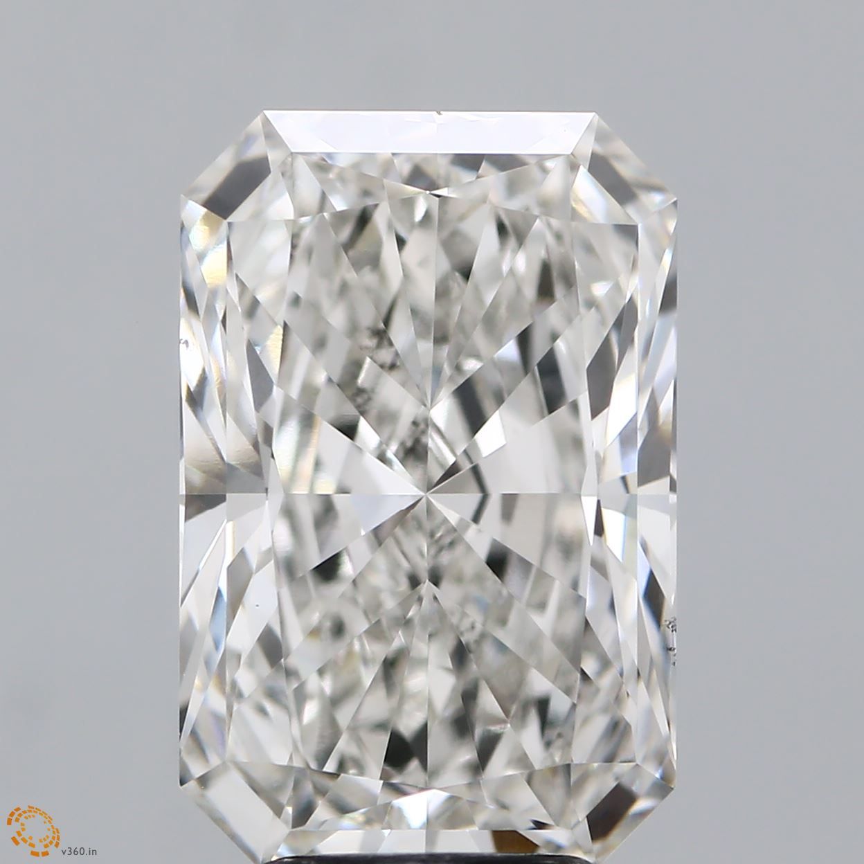1.18ct Radiant diamond
