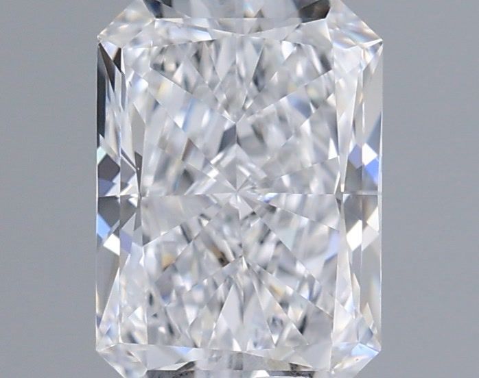 0.99ct Radiant diamond