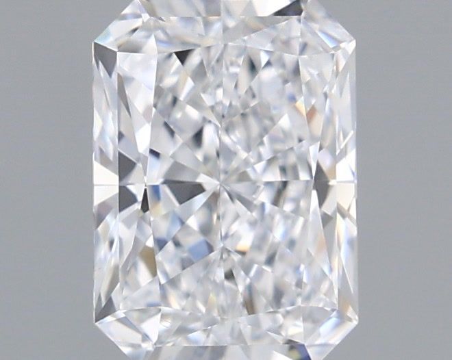 0.99ct Radiant diamond