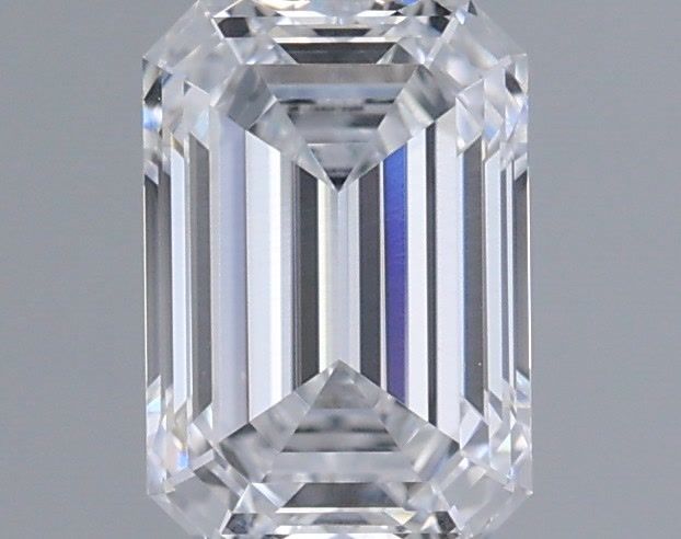0.73ct Emerald diamond
