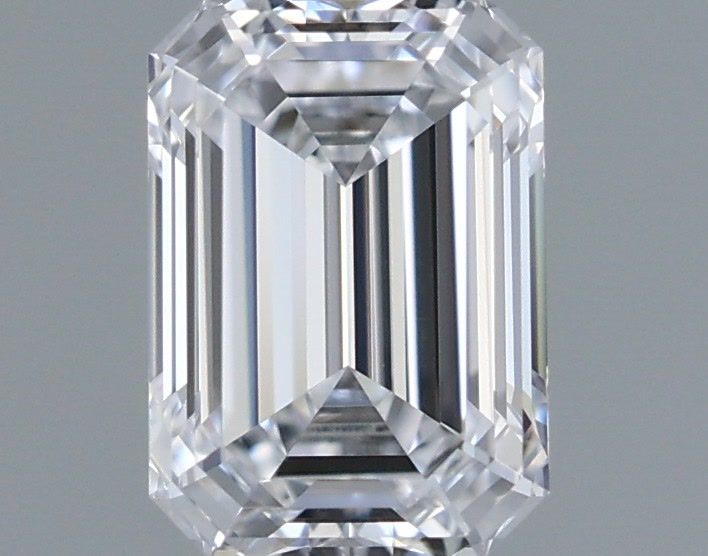 0.74ct Emerald diamond