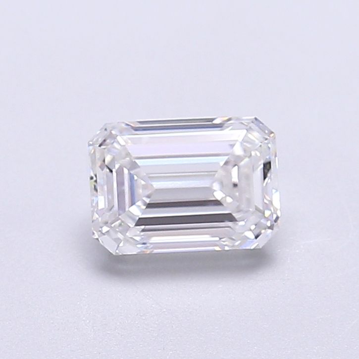 0.97ct Emerald diamond