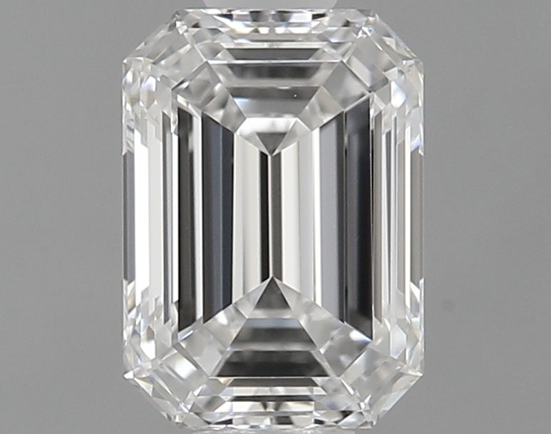 0.67ct Emerald diamond