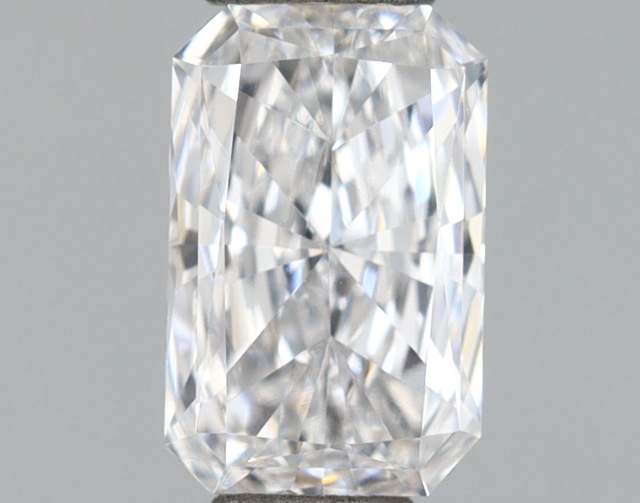 0.62ct Radiant diamond