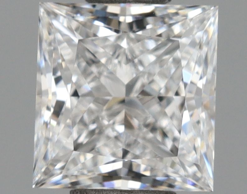 0.96ct Princess diamond