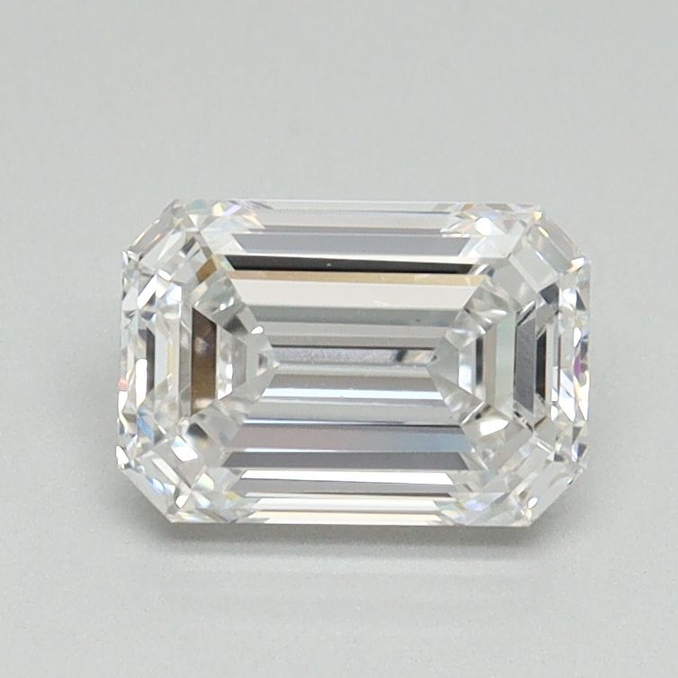 1.10ct Emerald diamond