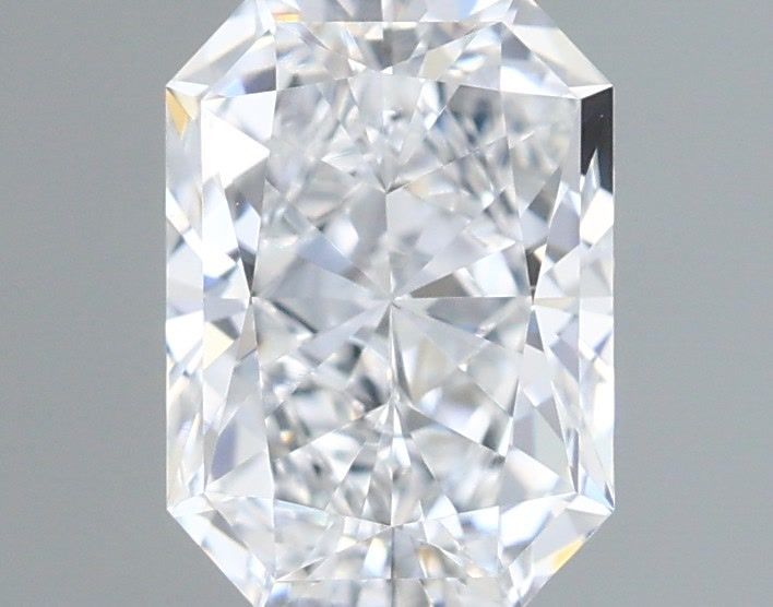 0.99ct Radiant diamond