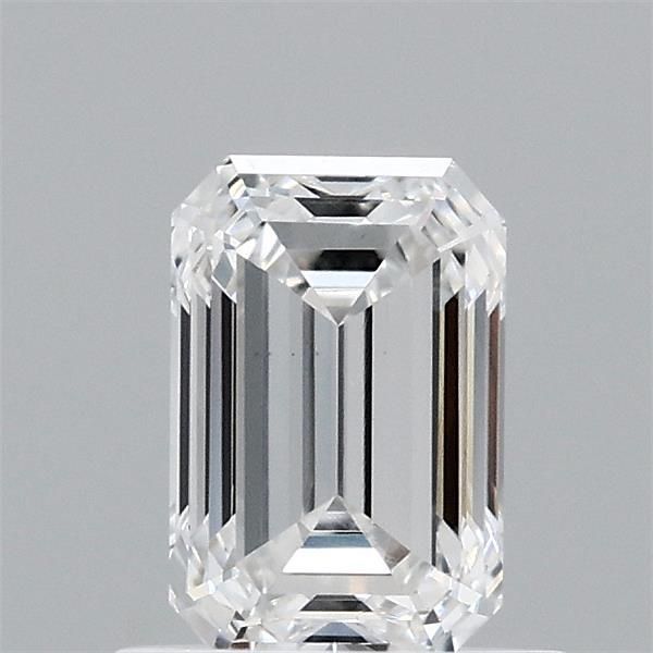 0.87ct Emerald diamond
