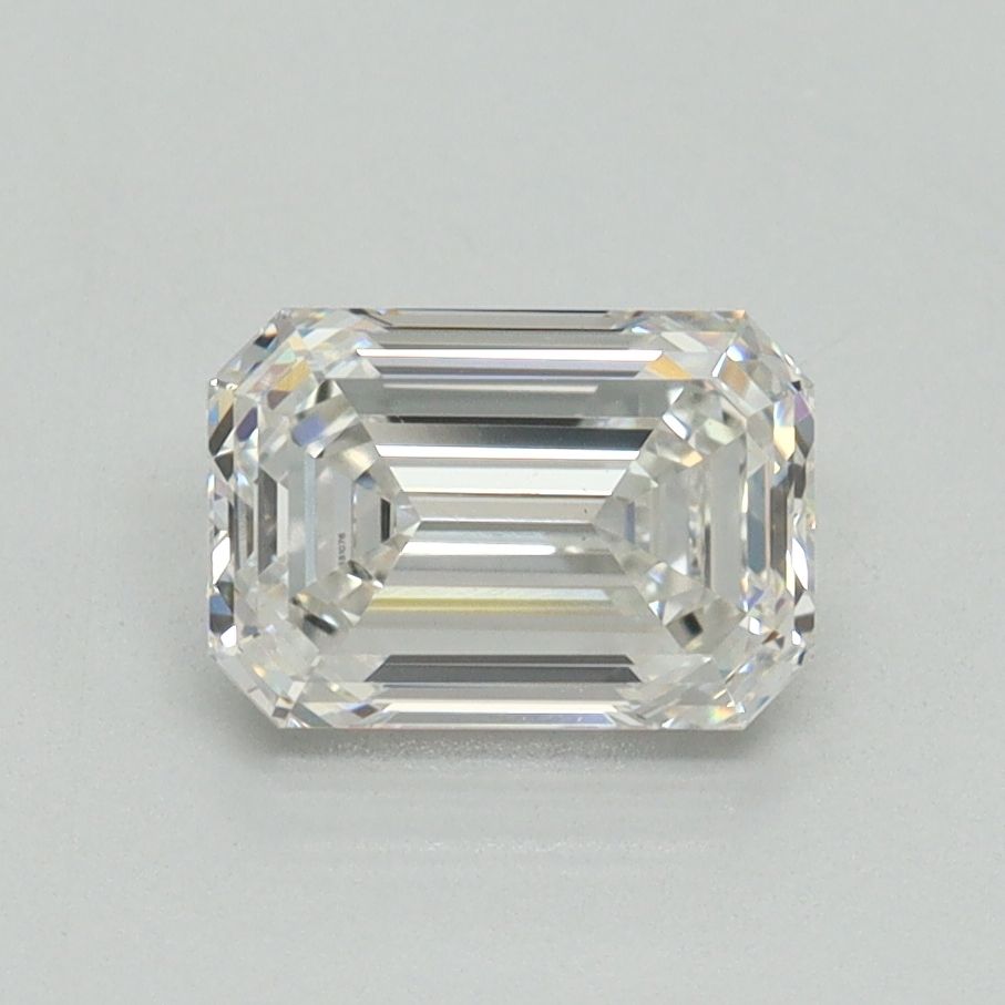 1.30ct Emerald diamond