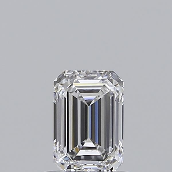 0.77ct Emerald diamond
