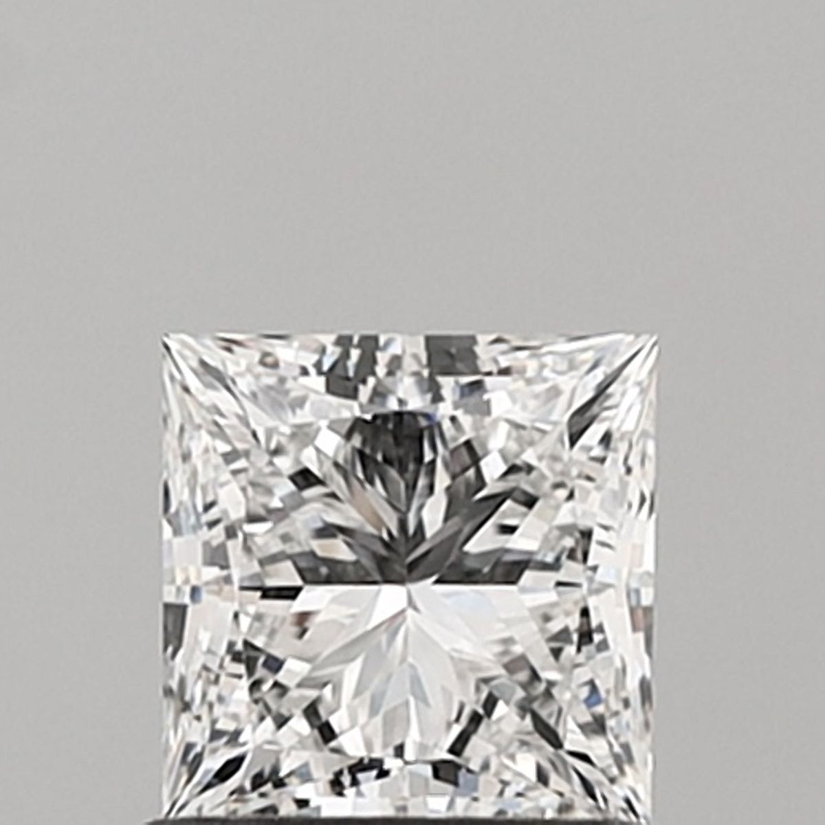 0.85ct Princess diamond