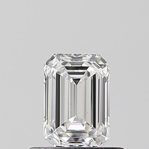 0.55ct Emerald diamond