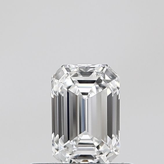 0.51ct Emerald diamond