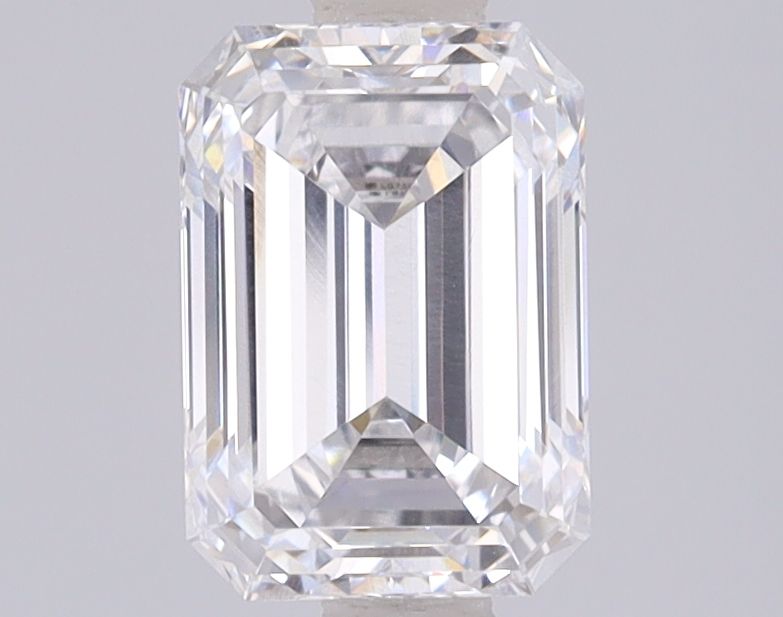 1.55ct Emerald diamond