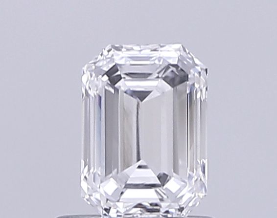 0.72ct Emerald diamond