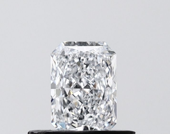 0.51ct Radiant diamond