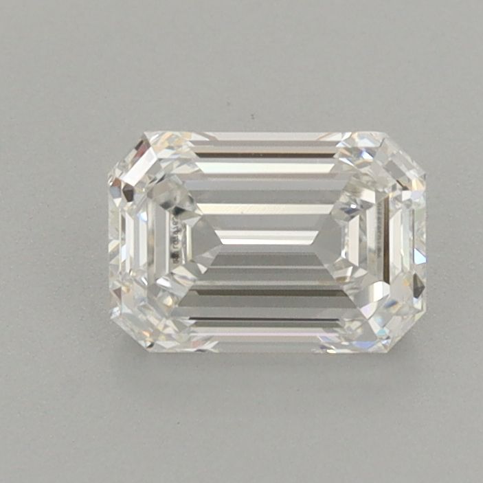 0.77ct Emerald diamond