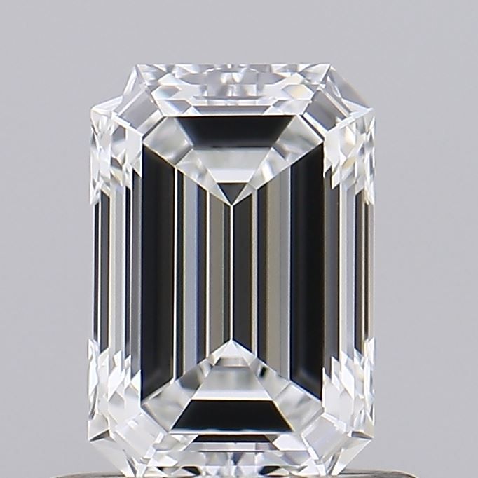 0.72ct Emerald diamond
