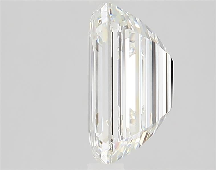 3.00ct Emerald diamond
